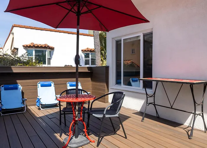 Los Angeles' Top Affordable Beach Hotels