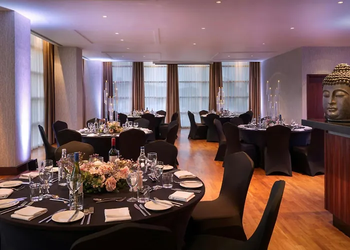 Top Hotels Near M69 Leicester