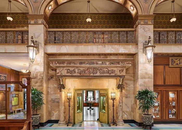 Top Hotels Offering Breathtaking Mountain Views in Denver