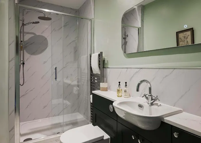 Top Hotels for Glastonbury Festival