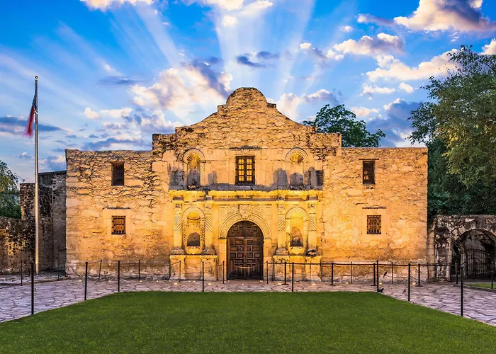 Top Haunted Hotels in Mysterious San Antonio